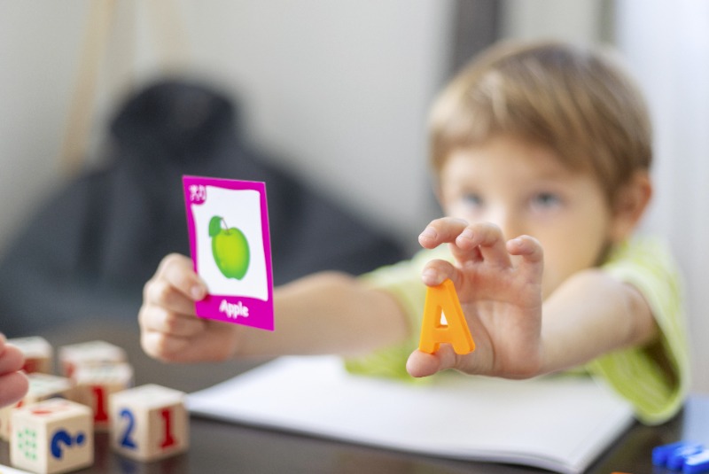 L'importance de développer les habiletés de conscience phonologique au préscolaire et au premier cycle